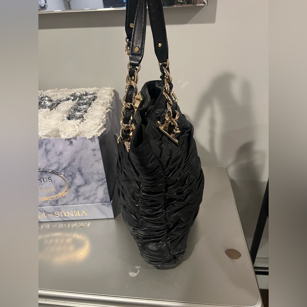 Authentic NWOT Michael Kors scrunched leather - Picture 3 of 7